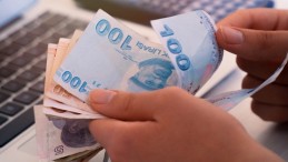 ŞOK TEPKİ: ‘Bütçe açığı vergi zamları ile kapatılamaz’