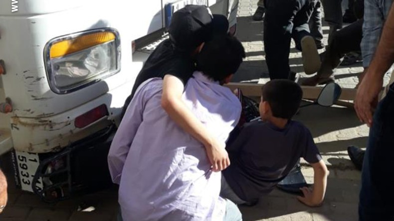 Hafriyat kamyonu baba ve 2 çocuğunu ezdi