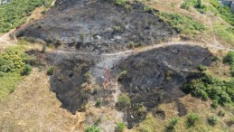 Otluk alanda yangın; 20 dönümlük alan küle döndü