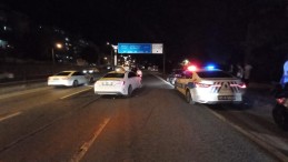 D-100’de 4 araç kazaya karıştı, trafik durma noktasına geldi