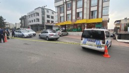 Markete giderken silahla vuruldu