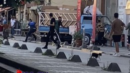 Zabıta ile kağıt toplayıcılar arasında yumruklu tekmeli kavga