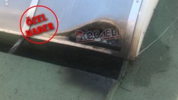 Kapanönü Çarşısı’nın çatısı bir anda alev aldı, esnaf söndürdü