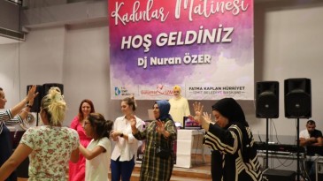 İzmitli kadınlar, kadınlar matinesinde coştu