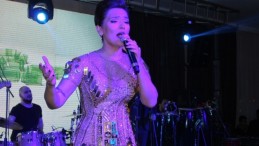 Kocaelispor Pendikspor maçı öncesi Demet Akalın konser verecek