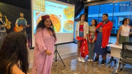 8 farklı ülkeden genç uluslararası kültür gecesinde buluştu