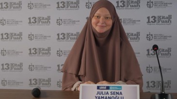 Polonyalı Julia: “Araştırdıkça İslam’a aşık oldum”