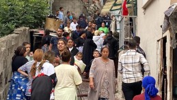 İzmit’te yangın: Mahalleli sokağa döküldü