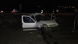 Kocaeli’nde kontrolden çıkan araç şarampole uçtu