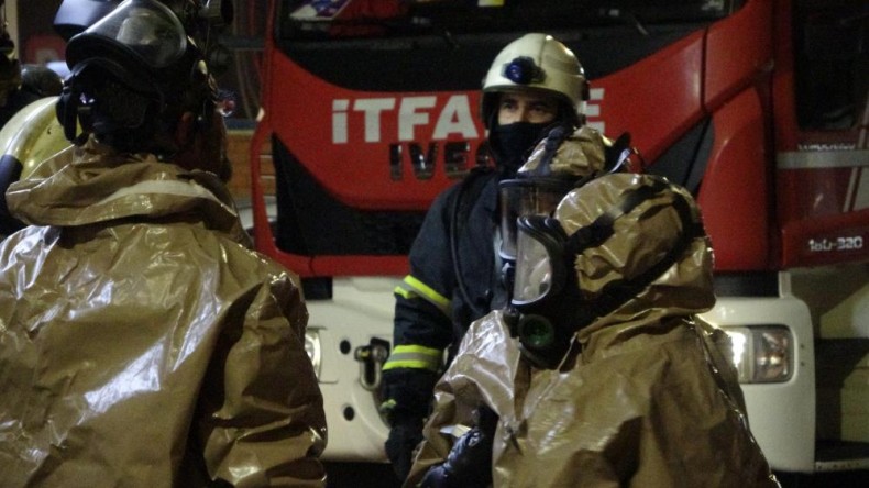 Kocaeli’de büyük patlama: Binalar tahliye edildi