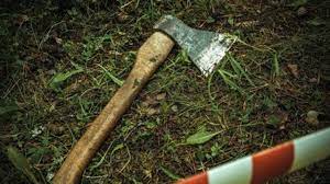 Mezarlıkta baltalı saldırı: 2 ağır yaralı