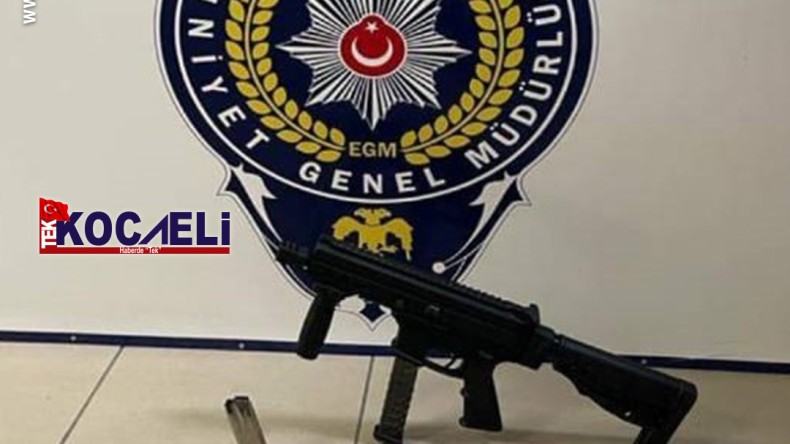 Konvoyda havaya ateş açmıştı, bagajdan makineli tüfek çıktı