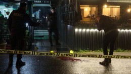 Eğlence mekanındaki kavgada kan aktı