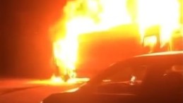 İşçi servisi alev aldı: İşçiler ölümden döndü