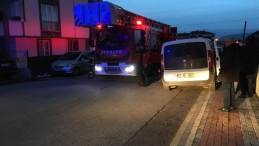 Korku dolu anlar: Babasını rehin aldı, dövdü