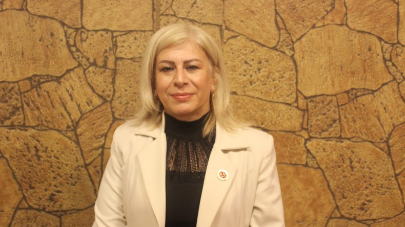 Yeniden adaylığını açıkladı: Hizmete devam