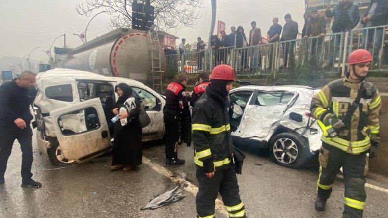 Feci kaza: 1’i ağır 3 yaralı