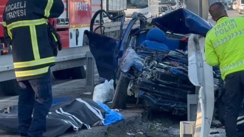 Kocaeli’de kaza: Anne ve oğlu hayatını kaybetti