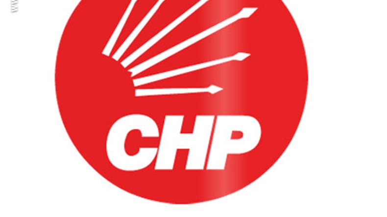 CHP’de kılıçlar çekildi: İzmit Adayı…