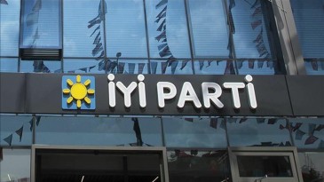 İYİ Parti’de şok! İl Başkanı ve binlerce üye istifa etti