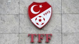 Tüm lig maçları süresiz olarak ertelendi