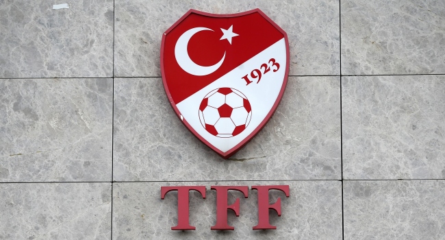 Tüm lig maçları süresiz olarak ertelendi