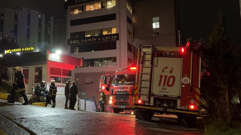 Demir, Çelik fabrikasında yangın