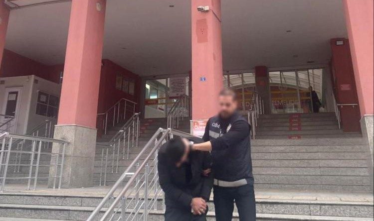 Kocaeli’de 10 düzensiz göçmen yakalandı