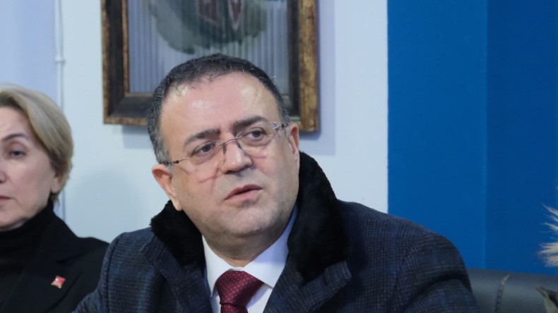 Derince’nin iddialı adayı Sertif Gökçe’den DEVA ve Saadet’e ziyaret