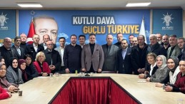 Ak Parti İzmit İlçe Başkanı Dokuzlar aday adaylarıyla bir araya geldi