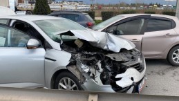 Kartepe’de zincirleme kaza: Yaralı var