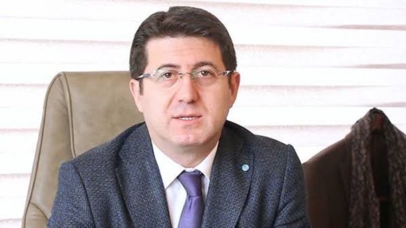 Zafer Mutlu istifa etti, Başiskele’ye yeniden aday oluyor