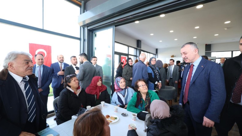 60 yaş üstü vatandaşlara müjde, Büyükakın açıkladı