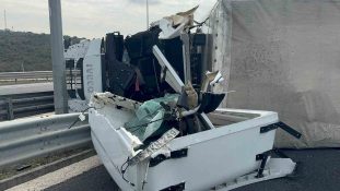 Kocaeli’de korkunç kaza; sürücü hayatını kaybetti