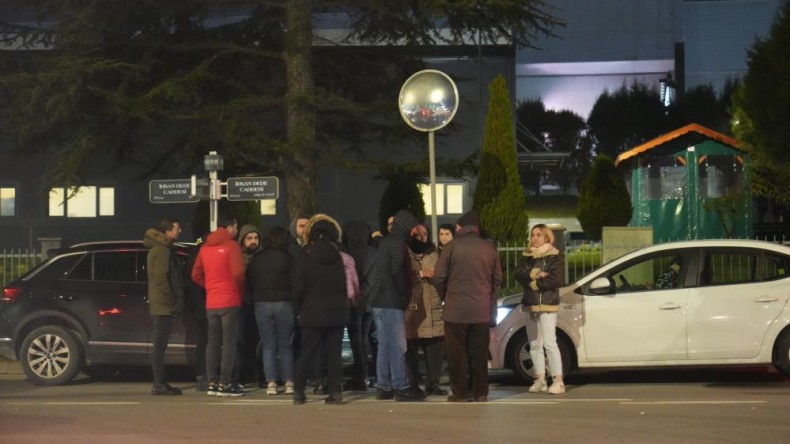 İşçileri rehin alan şahıstan paylaşımlar