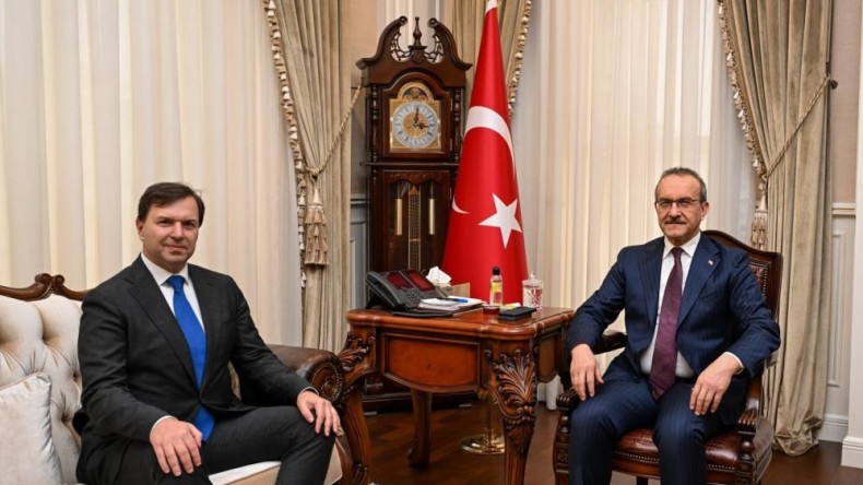 Rehine krizinin yaşandığı fabrikanın Genel Müdürü, Vali Yavuz’u ziyaret etti