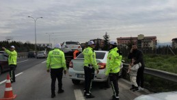 İki otomobil çarpıştı: 1’i çocuk 3 yaralı