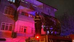 Uyuyakalan afacanlar kenti birbirine kattı