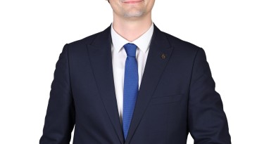 Deva Partisi Büyükşehir adayı Ensar Baturman’dan adaylık açıklaması, ‘söz veriyorum …’