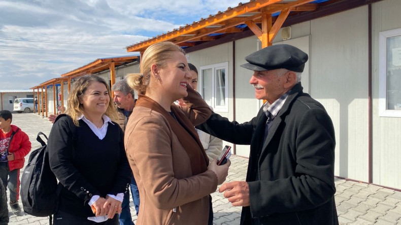 Başkan Hürriyet, asrın felaketinin yıldönümünde deprem bölgesinde