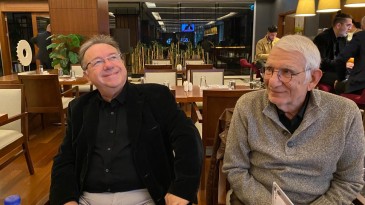 Ünlüler bir bir geliyor. Büyük gala hazır