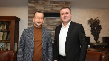 Tutuş’tan vefa gösterisi; hiçbir ayrıntıyı atlamıyor