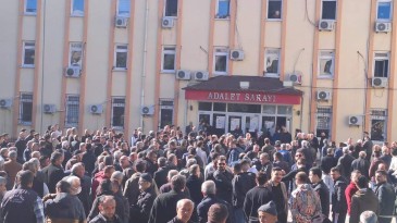 Kandıra’da neler oluyor: Aday oldu, yer yerinden oynadı