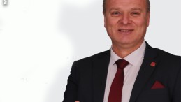 Yeniden Refah Başiskele’de Uğur Yüksel rest çekti: İstifa mı ediyor?