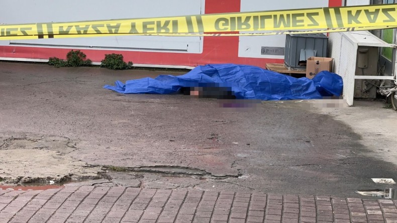 8. kattan düşen kadın hayatını kaybetti