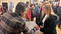 Merttürk Eşme’ye çıkarma yaptı; Kartepe’yi el ele yöneteceğiz