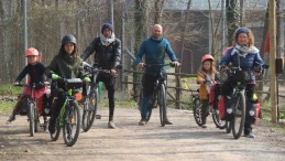 Filistin için Fransa’dan eşek ile başladılar, İnsanlık adına ilginç bir yolculuk