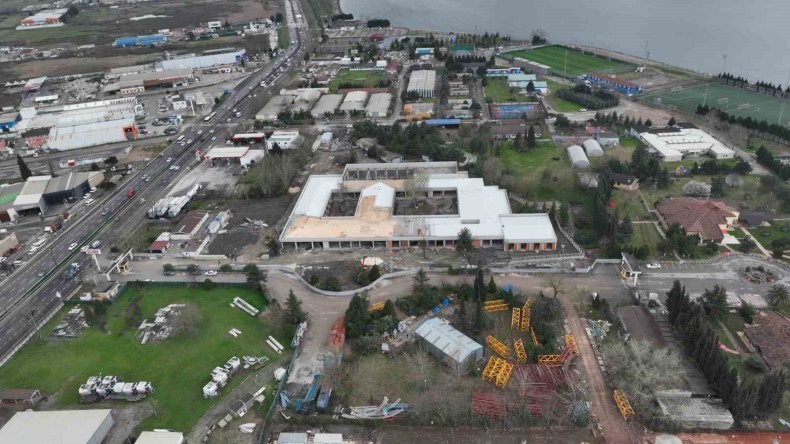 Büyükşehir yapıyor; Beş yıldızlı otel konforunda merkez