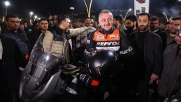 Başkan Büyükakın ilk kez böyle görüntülendi: Motosiklet merakı ortaya çıktı