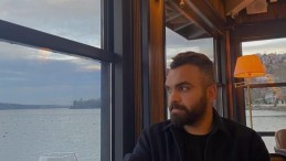 Gişeye çarpıp motoru fırlayan otomobilin sürücüsü hayatını kaybetti